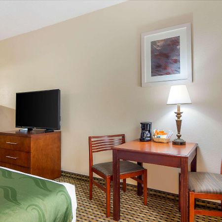 Quality Inn & Suites Decatur - Atlanta East Lithonia Exterior photo