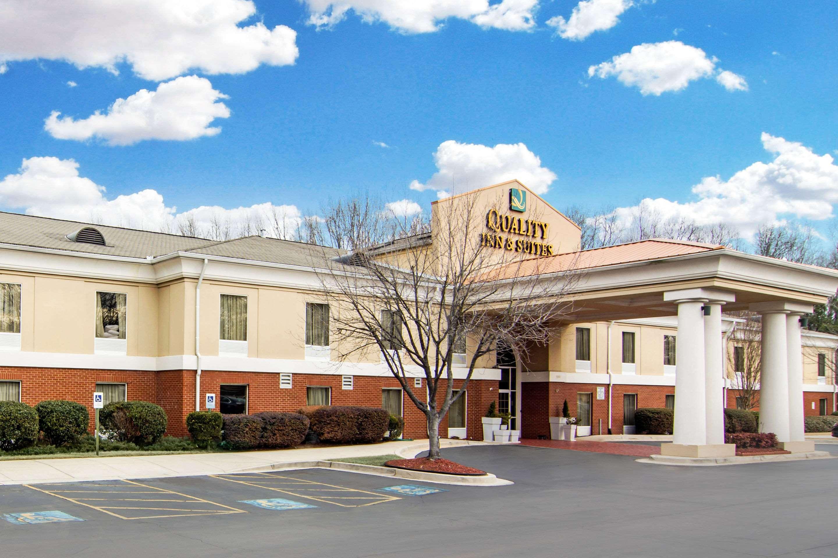 Quality Inn & Suites Decatur - Atlanta East Lithonia Exterior photo