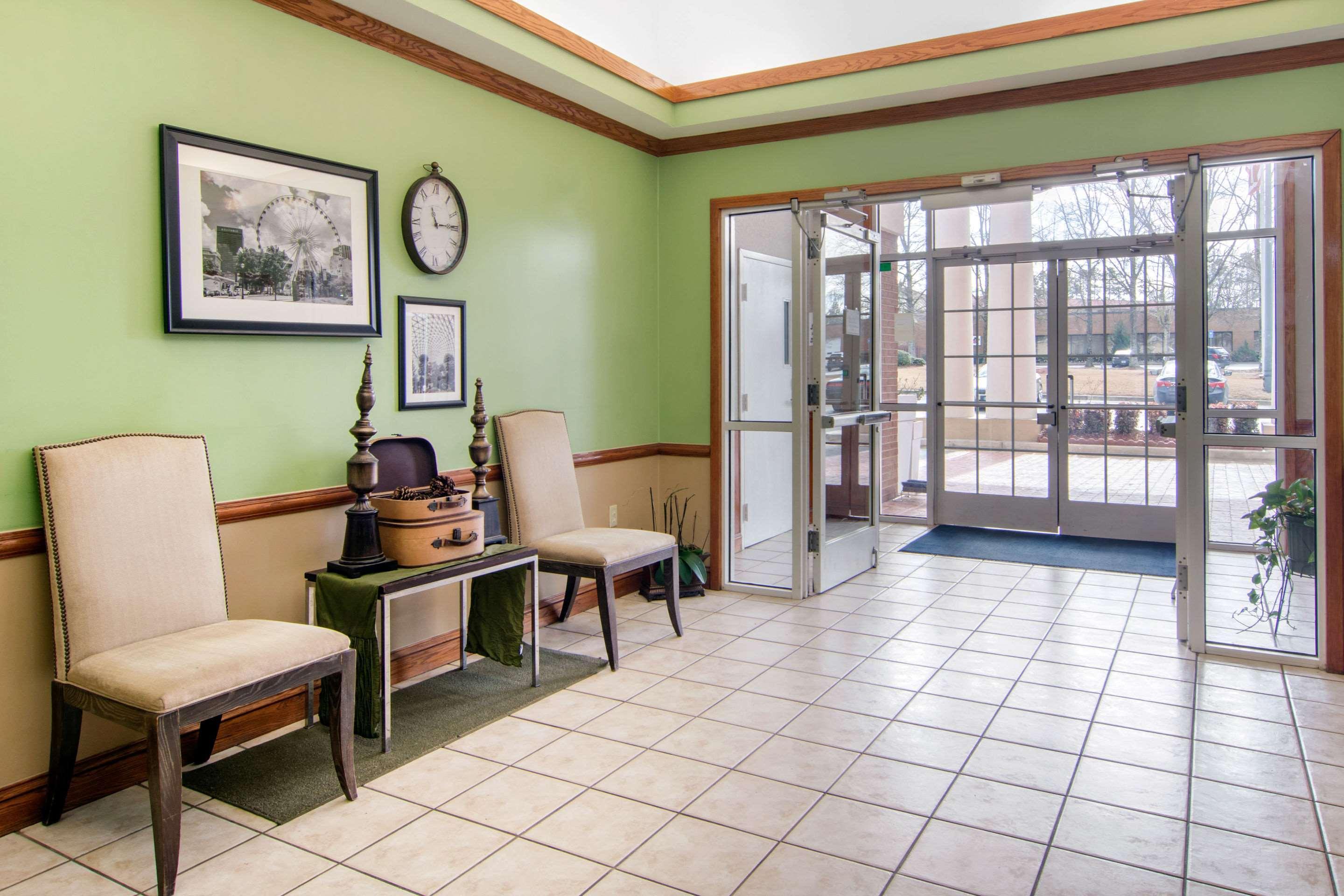 Quality Inn & Suites Decatur - Atlanta East Lithonia Exterior photo