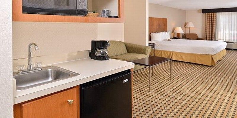Quality Inn & Suites Decatur - Atlanta East Lithonia Exterior photo